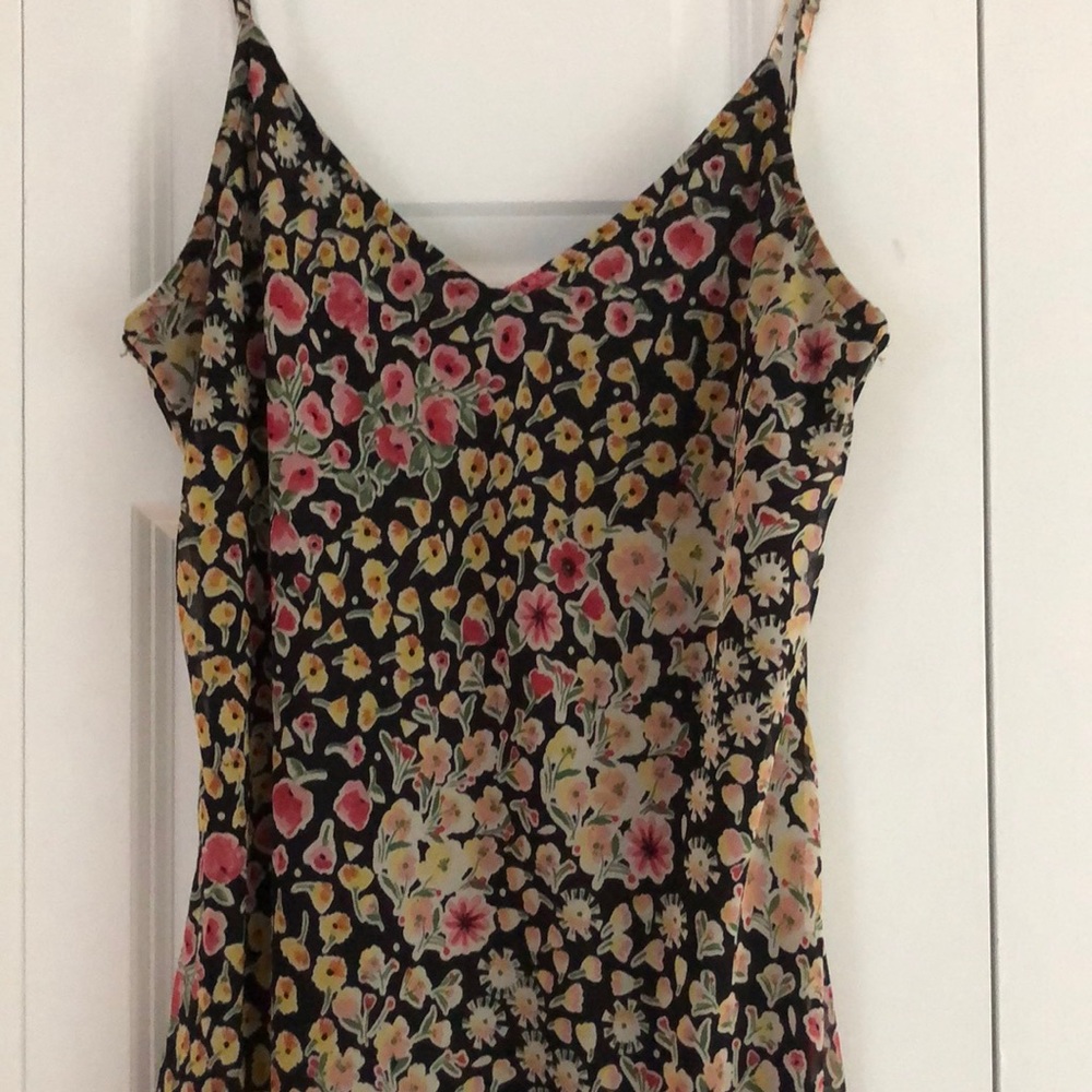 Floral sun dress, hits mid calf and I’m 5’4”